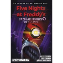 Five Night Freddy #4 Fazbear Frights Step Closer
